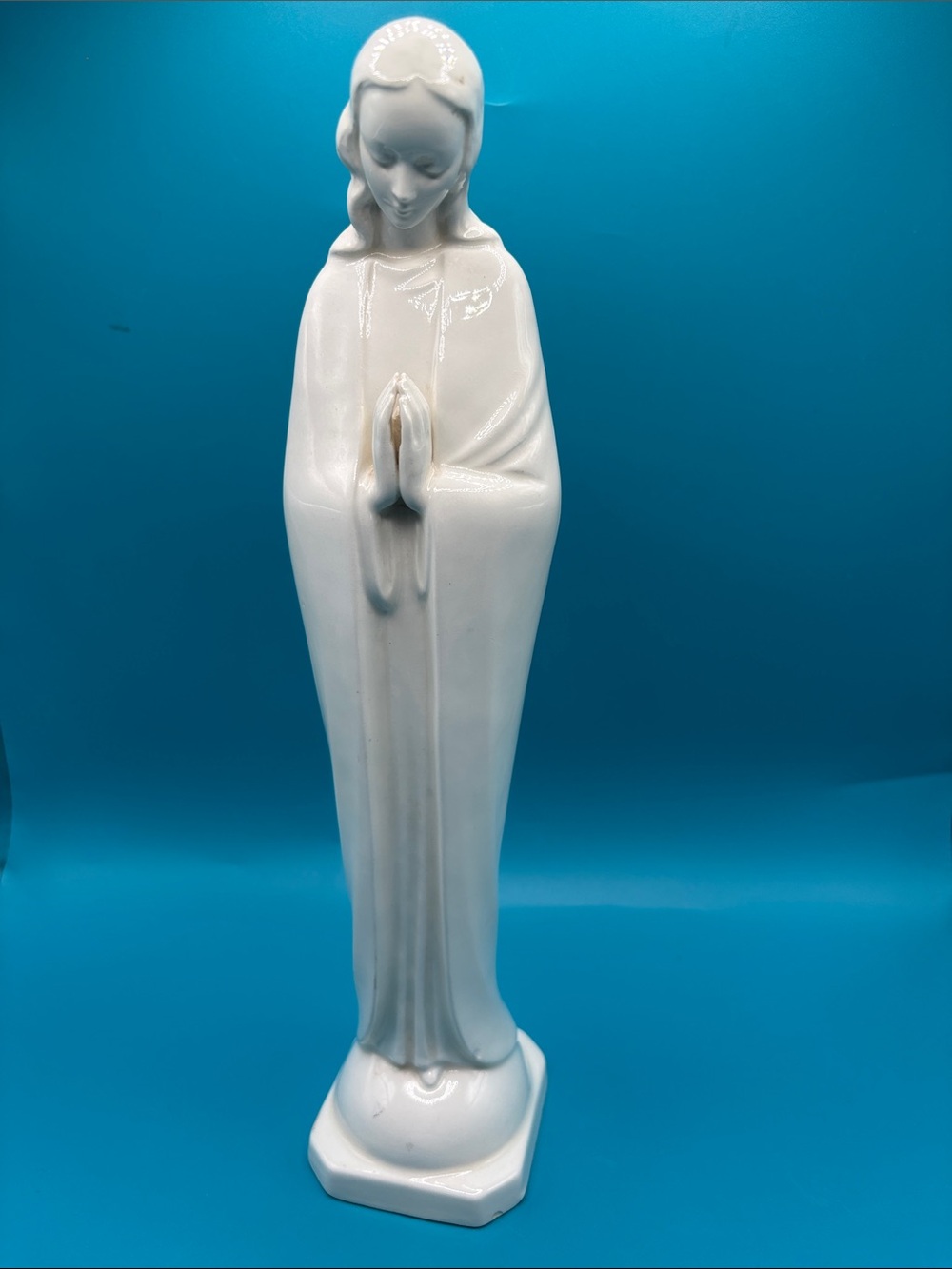 Goebel Hummel Vintage Madonna Porcelain Praying Figurine